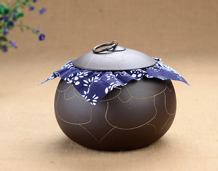 
                                        谱茗-宜兴紫砂茶具 紫砂茶叶罐 普洱罐大号 一斤装 普洱醒茶罐 花纹西施 黑泥                
