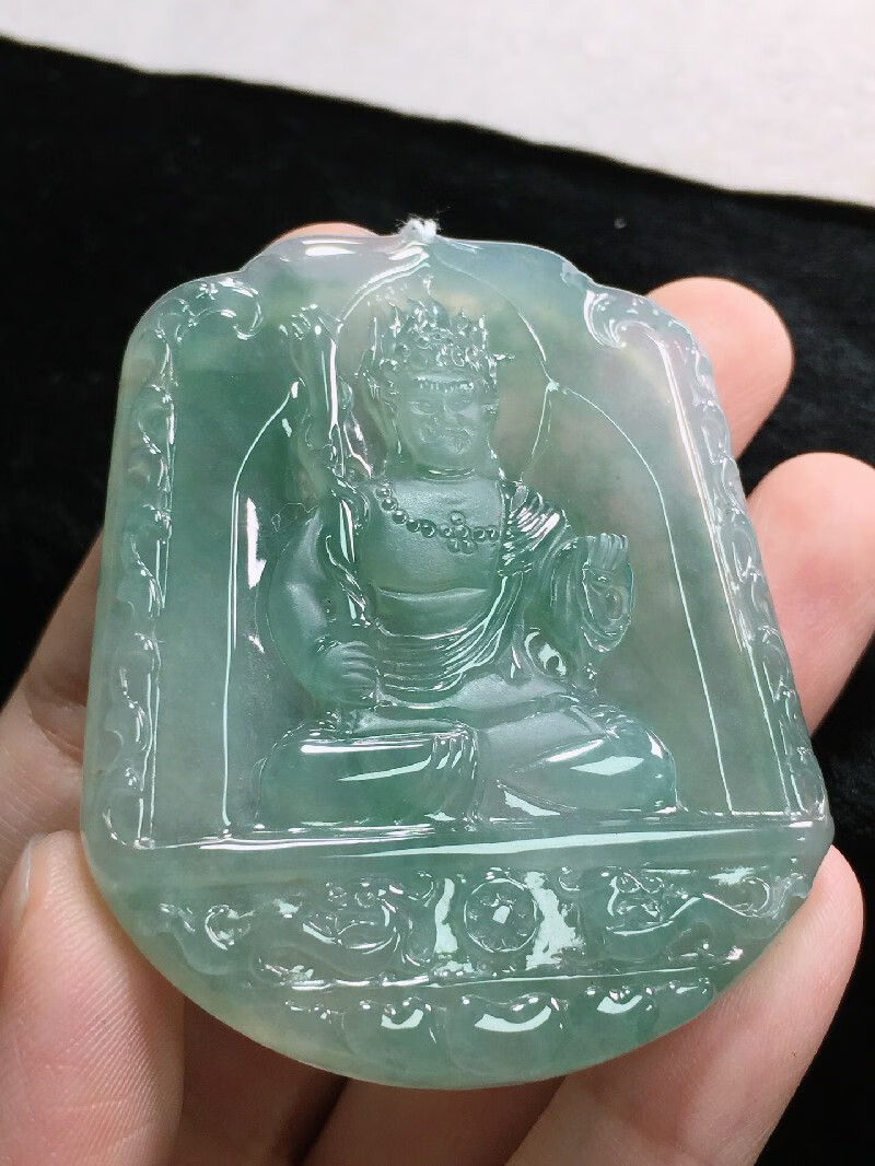 绿翠天成 翡翠冰种晴底不动明王吊坠 缅甸a货翡翠玉石送礼送长辈生日