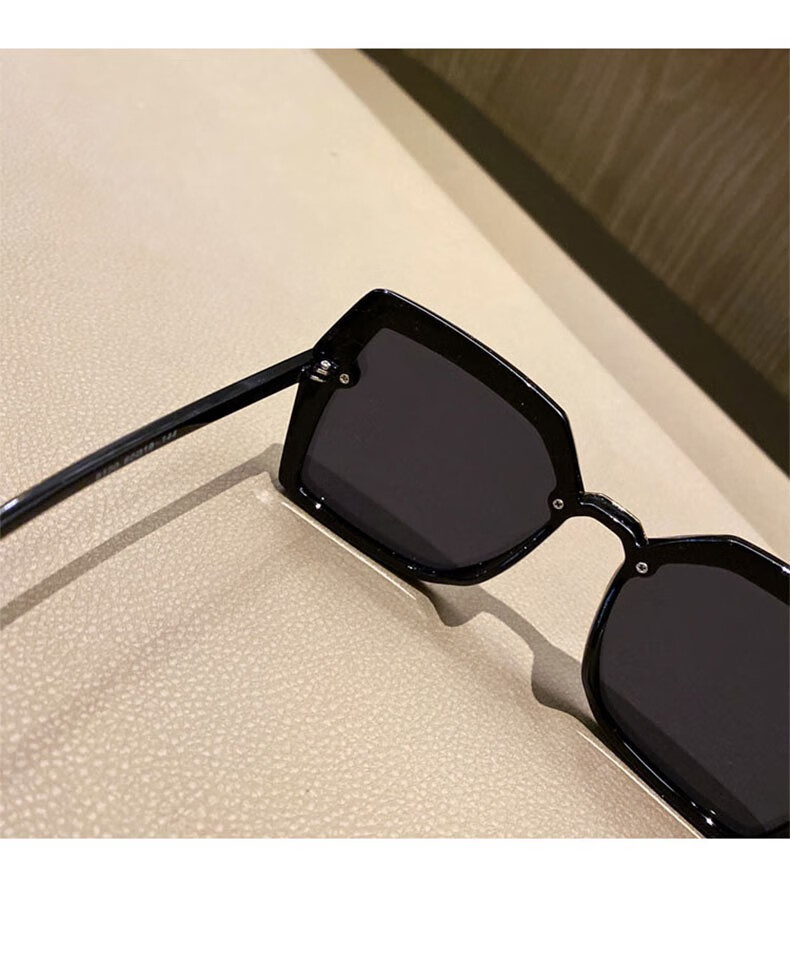 皓顿hautton太阳镜女时尚复古偏光驾驶镜大框防强光眼镜潮墨镜女黑框