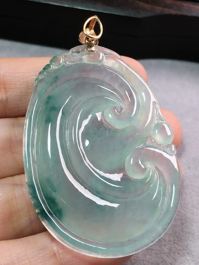 绿翠天成翡翠冰种飘花如意吊坠缅甸a货翡翠玉石送礼送妈妈生日礼物女