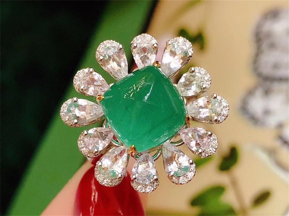 墨辰珠宝天然素面糖塔祖母绿戒指彩色宝石18k金镶嵌裸石重量497ct晶体