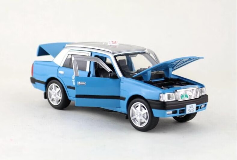 神孩子132合金香港出租车声音灯光回力车模型玩具红色