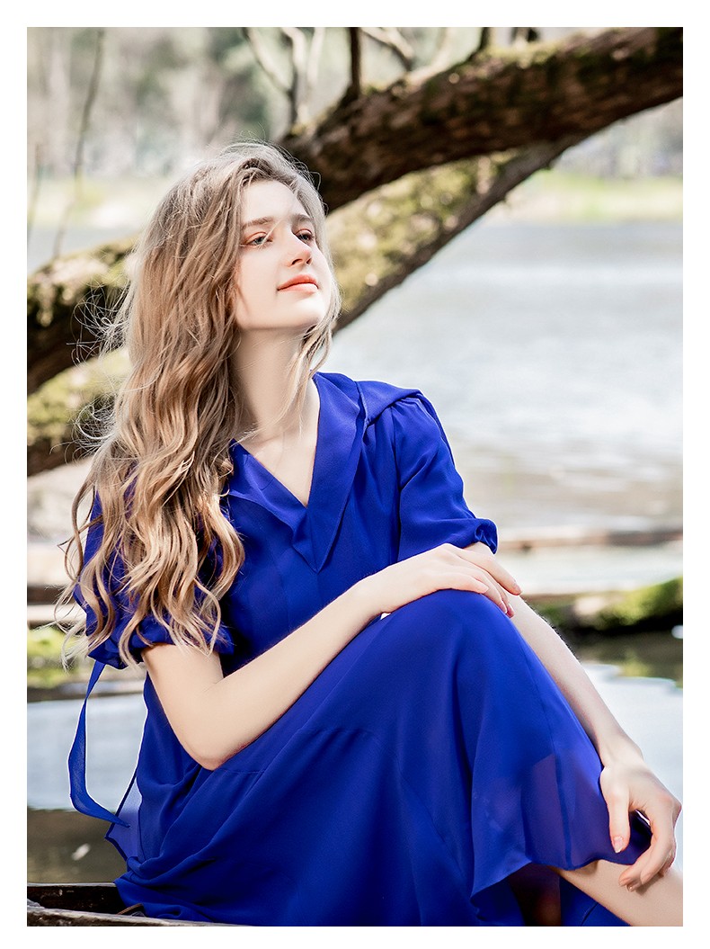 voa真丝乔其纱v领荷叶边立体装饰泡泡袖墨兰色亲肤长款连衣裙ae1323