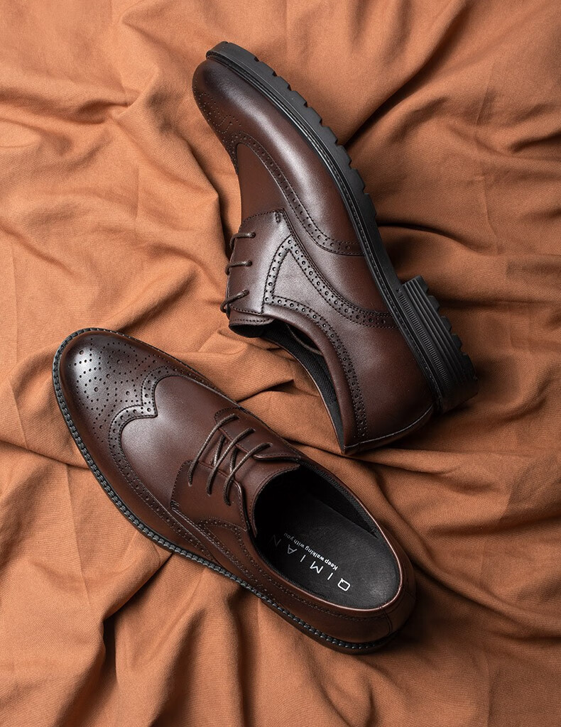 七面qimian果冻布洛克雕花正装皮鞋商务德比男士青年皮鞋通勤上班穿