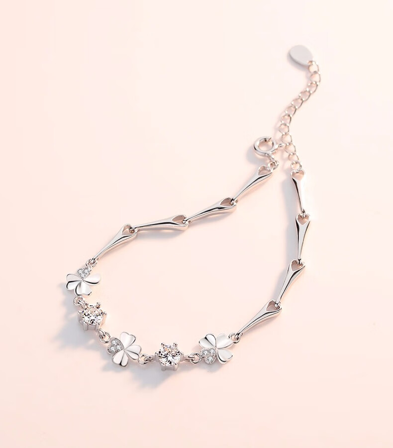 劳拉图轻奢品牌四叶草手链女银闺蜜简约手饰品生日礼物送女友 四叶草