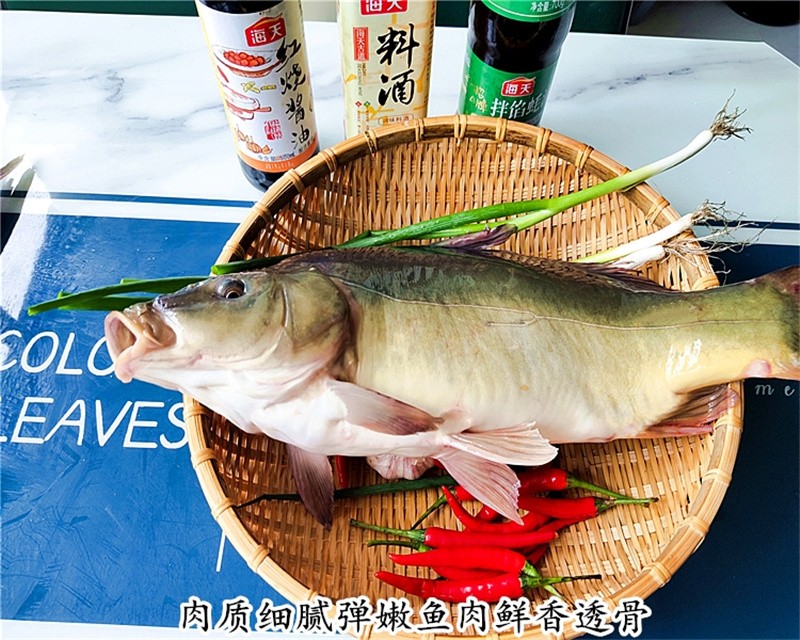 轻恋东北特产斑鲤鱼 光鲤鱼 无鳞鱼 鲜活速冻三道鳞大鲤鱼 大菜园 4.
