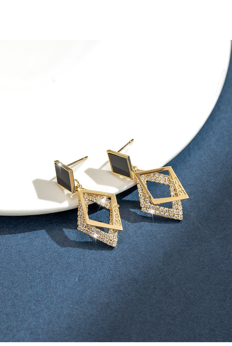 qlady女士菱形几何银耳钉耳环女潮流时尚气质新款潮小众设计感925银针