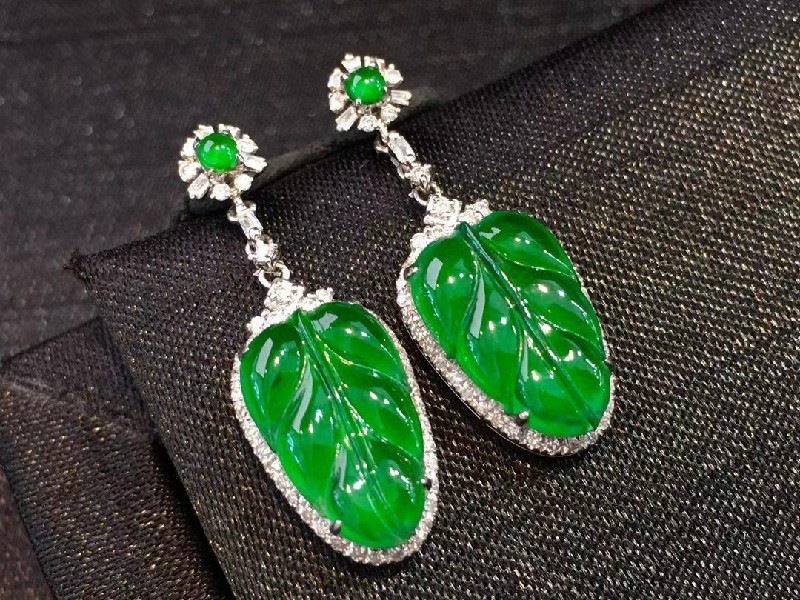 玉佳佳女士翡翠冰辣绿叶子玉叶耳钉耳饰缅甸a货翡翠18k金镶嵌珠宝耳坠