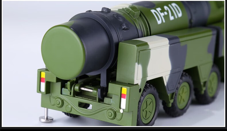 135东风21d导弹发射车模型合金军事战车模型手办摆件