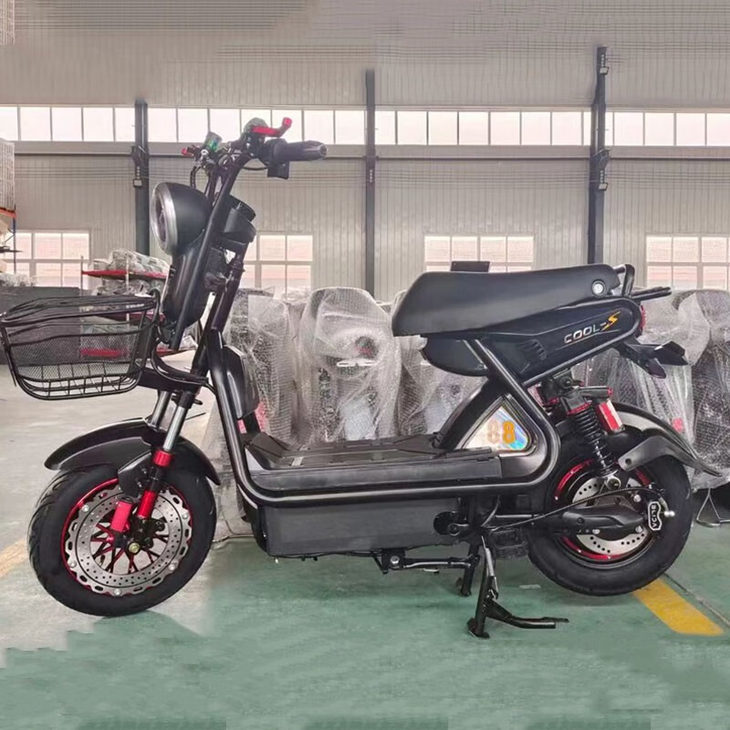 极酷s电动车双碟刹油刹电瓶车带脚蹬男女酷外卖车新国标3c上牌 黑色极