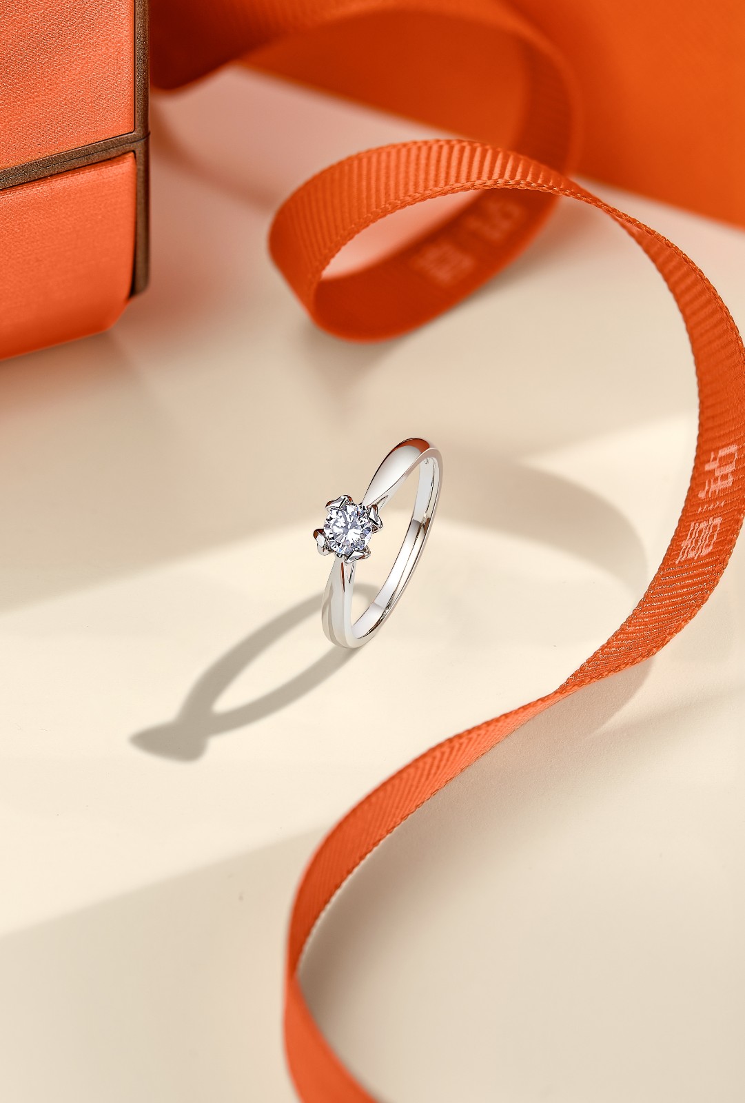 【520礼物】喜钻 pt950铂金钻石戒指 单钻心形爪镶钻戒 结婚订婚求婚