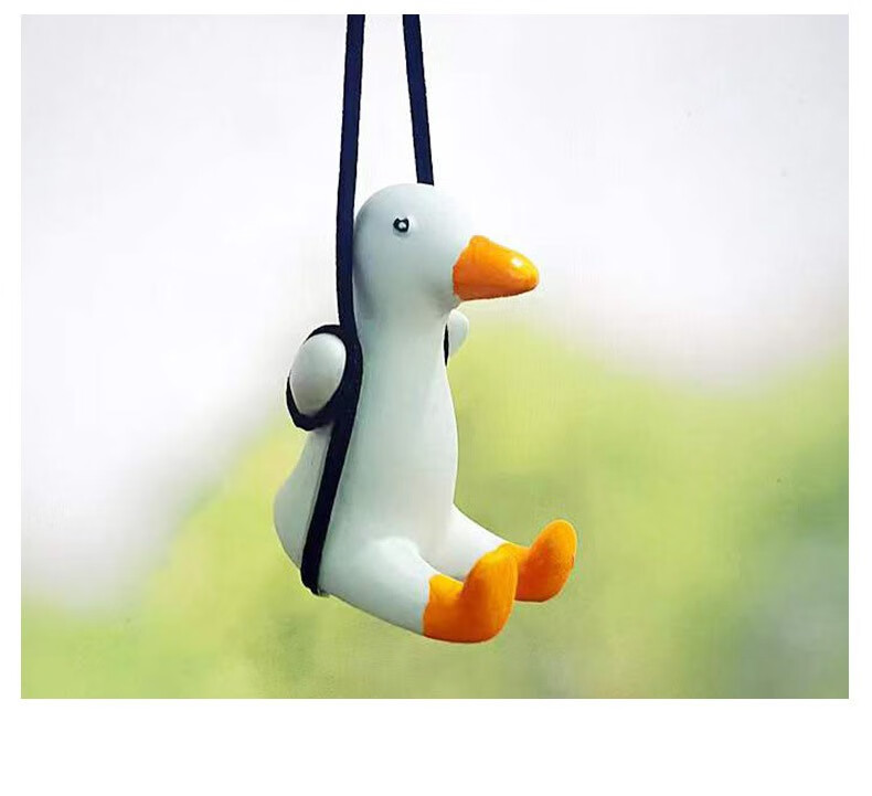 汽车用品车载秋千鸭后视镜挂件批发车内装饰小鸭子汽车挂饰潮 轮胎