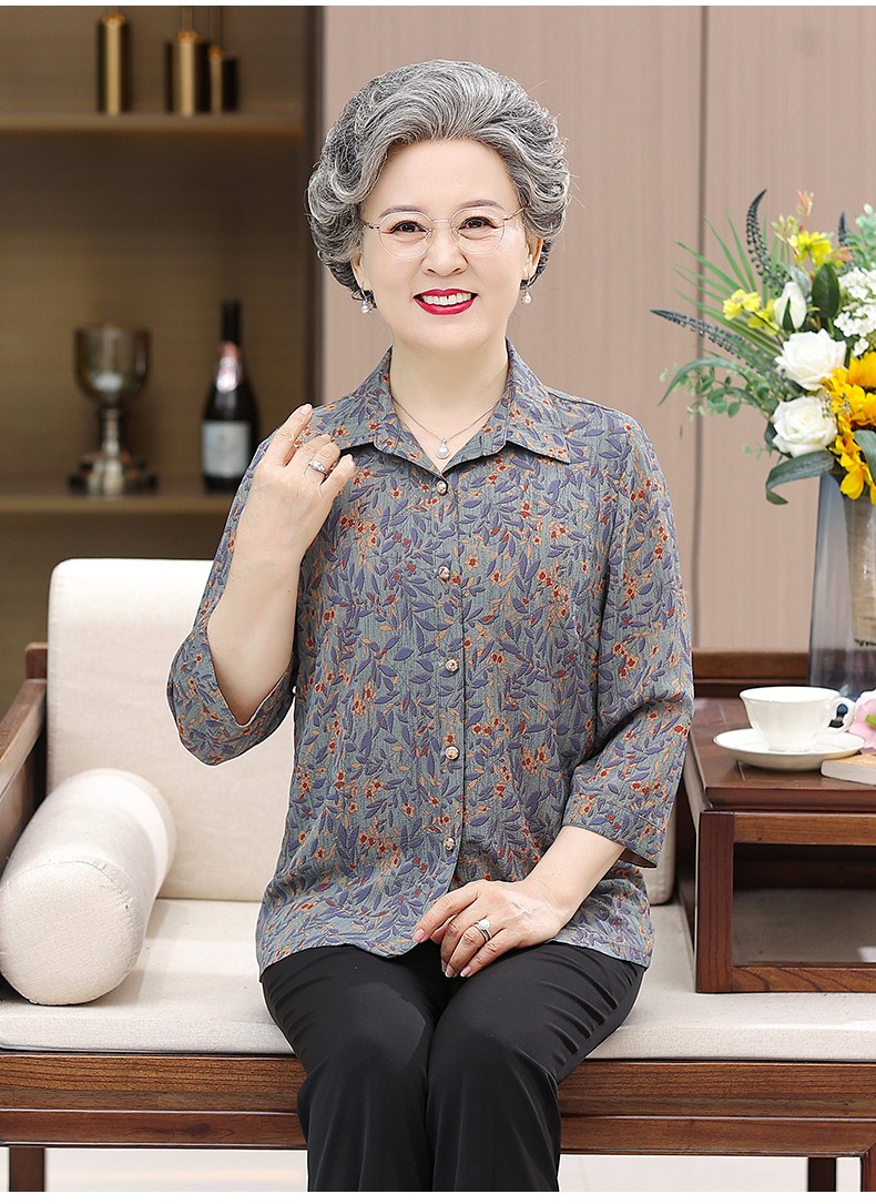 荨积老年人夏装女奶奶碎花衬衣大码老人衣服中老年妈妈夏季衬衫粉色