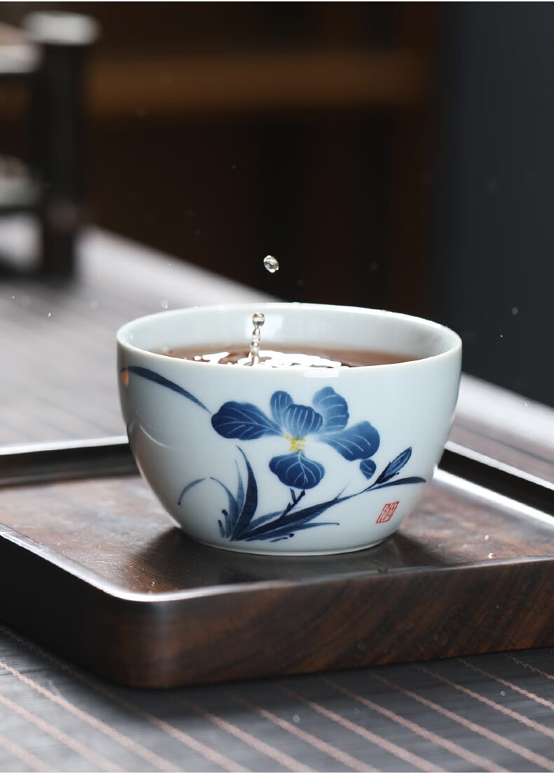 与非陶瓷茶具中式茶杯高档家用办公手绘陶泥鸢尾花卧足品茗个人杯国潮