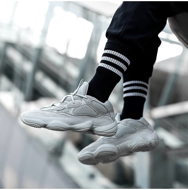 阿迪达斯adidas yeezy 500 海盐 盐渍 男女同款椰子500 复古 老爹鞋