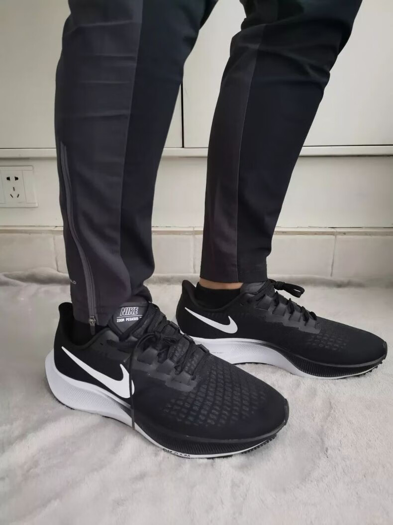 nike耐克男鞋zoom飞马37登月气垫缓震跑步鞋夏季网面透气轻便休闲运动