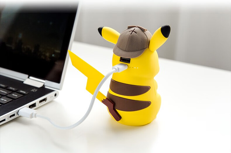 歪瓜出品大侦探皮卡丘移动电源充电宝usb宝可梦周边皮卡丘充电宝1个