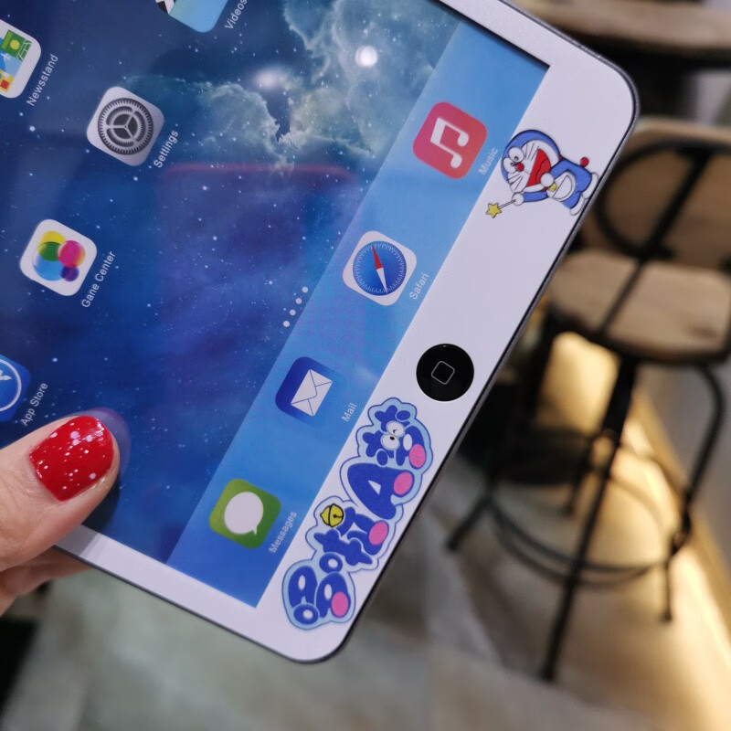 盾壳卡通海贼王苹果2020新ipad10.5钢化膜mini5/4保护膜10.2贴膜9.