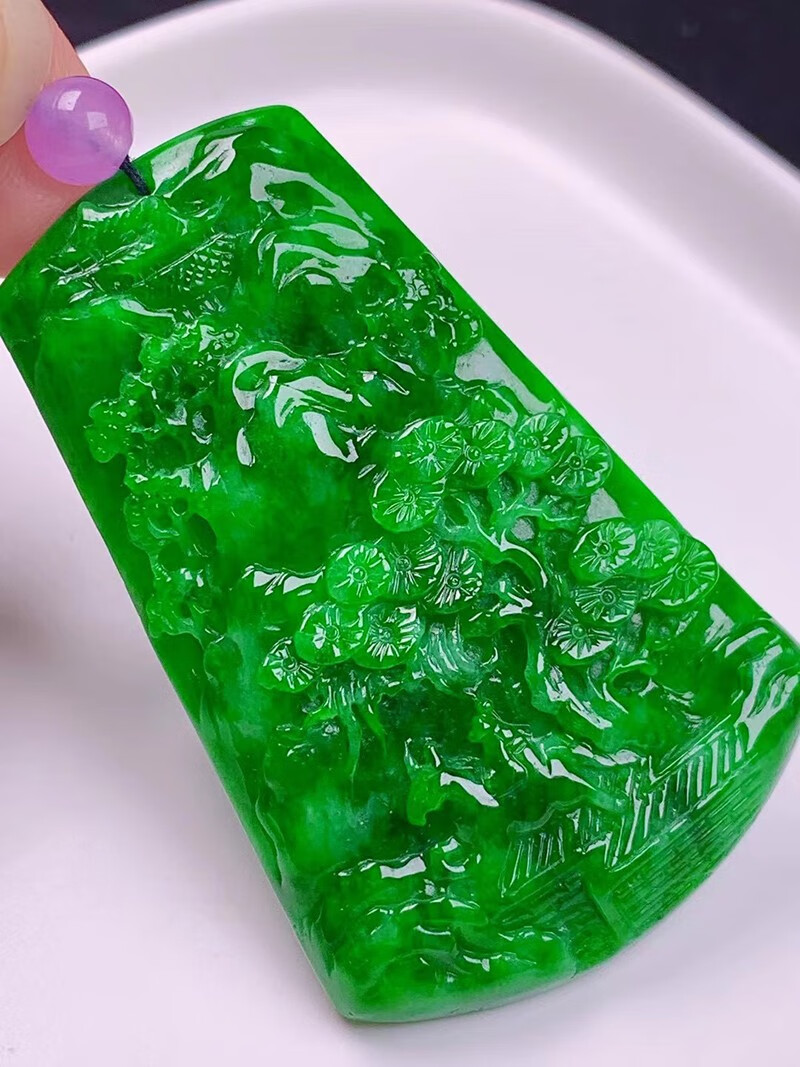 发源地满色辣绿山水牌吊坠翡翠18k金镶钻缅甸天然a货玉石珠宝送女友