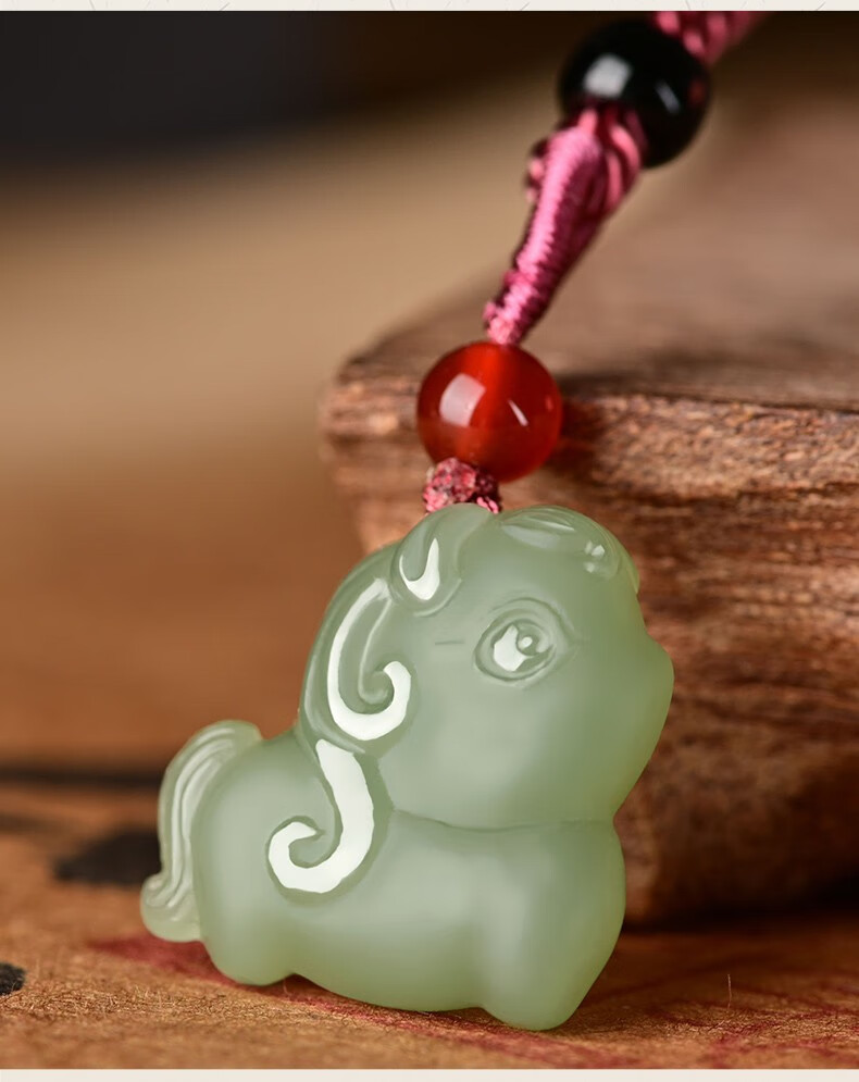 和田玉生肖马吊坠女玉石浅青玉玉坠儿童款本命年吉祥物玉佩520送老婆