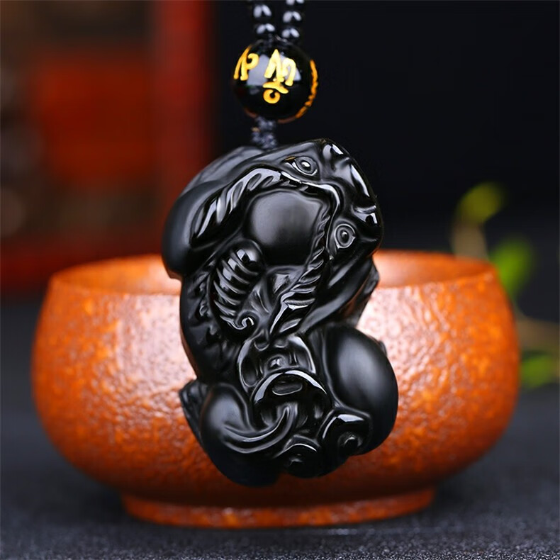 客瑞思黑曜石貔貅吊坠男女款冰种彩虹眼皮丘挂件新款金曜石貔貅吊坠貔