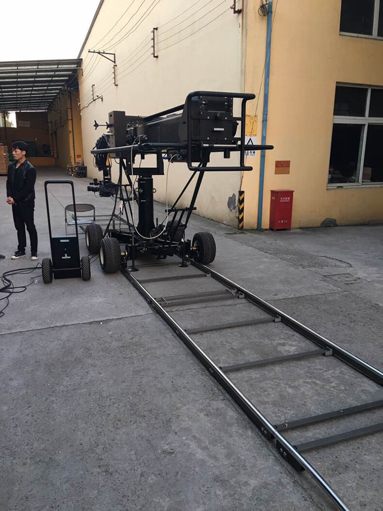 青峰轨道影视德国gfm伸缩折叠轨道重型不锈钢滑轨panther直弯导轨qfys