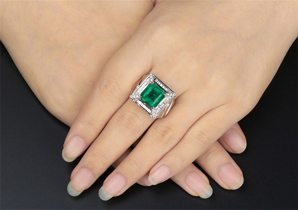 墨辰珠宝天然祖母绿戒指男戒彩色宝石18k金镶嵌裸石重量535ct晶体通透