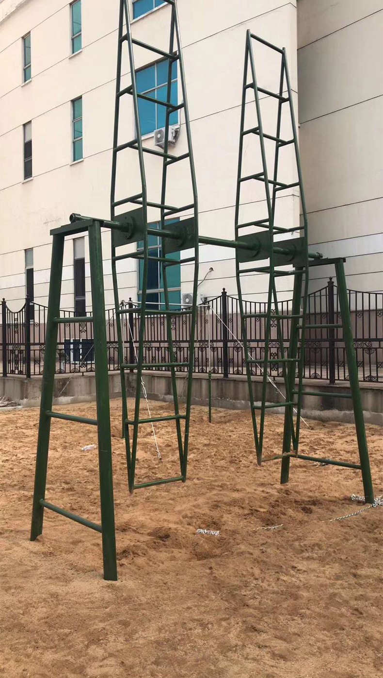 400米障碍户外健身训练移动型军事障碍拓展训练器材体能心理障碍器材