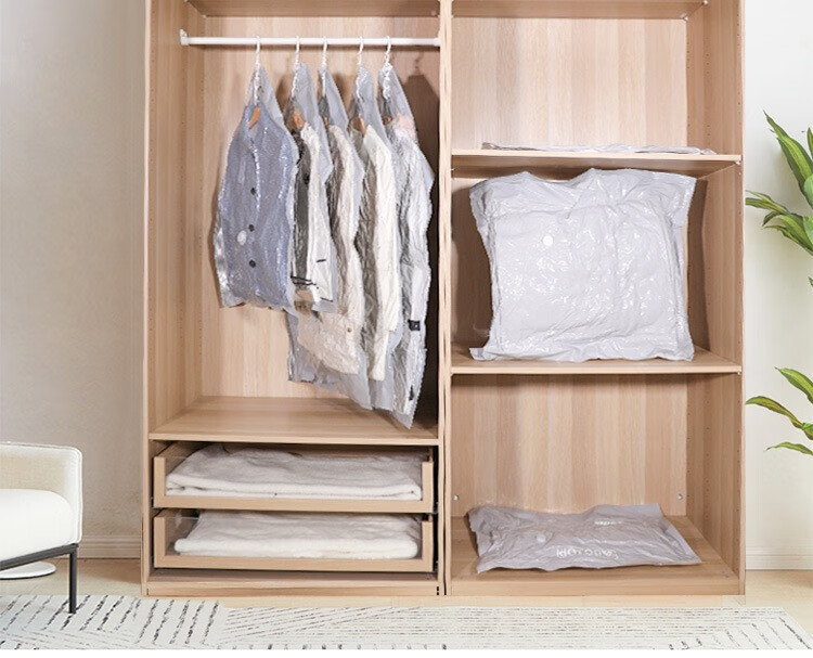 适用场景:卧室,衣柜/衣橱,门后/墙面,旅行材质:塑料适用对象:衣服功能