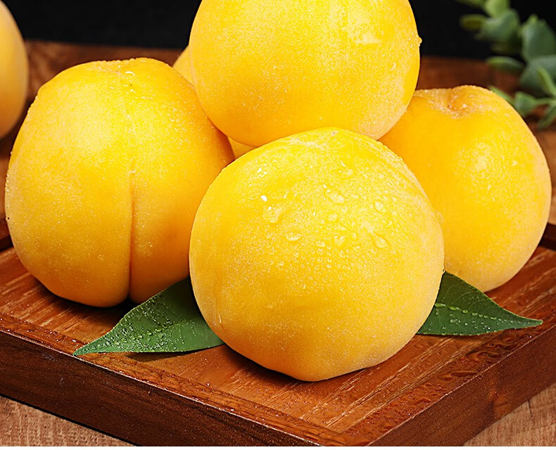 寻味君黄金油桃黄心脆甜桃子新鲜当季水果生鲜2斤