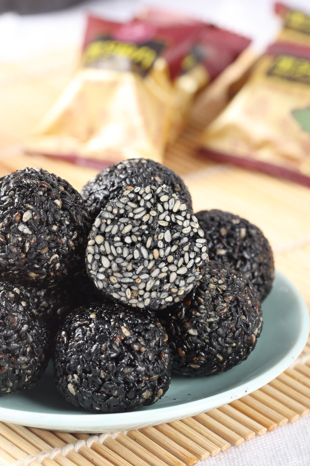 黑芝麻丸蜂蜜芝麻团阿胶之乡特产九蒸九晒办公室健康食品休闲零食126