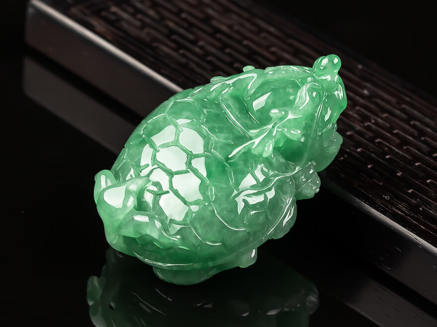 珠宝严选晟辉珠宝翡翠满色龙龟吊坠玉石特色龙龟挂件玉器附证书3610g