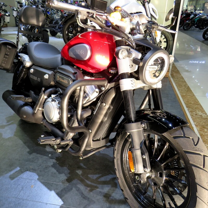 适用金吉拉保险杠bd300-15防摔杠防护杠竞技杠大灯保护罩增高码超轻