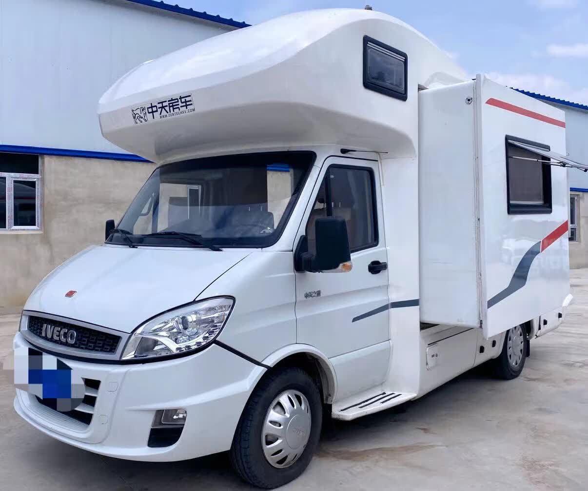 【华晨拍卖】2016年中天之星房车一辆