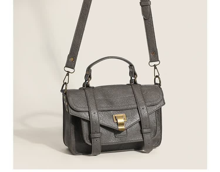 莫尔克新款复古女邮差包手提高级感单肩斜跨女包红色小号