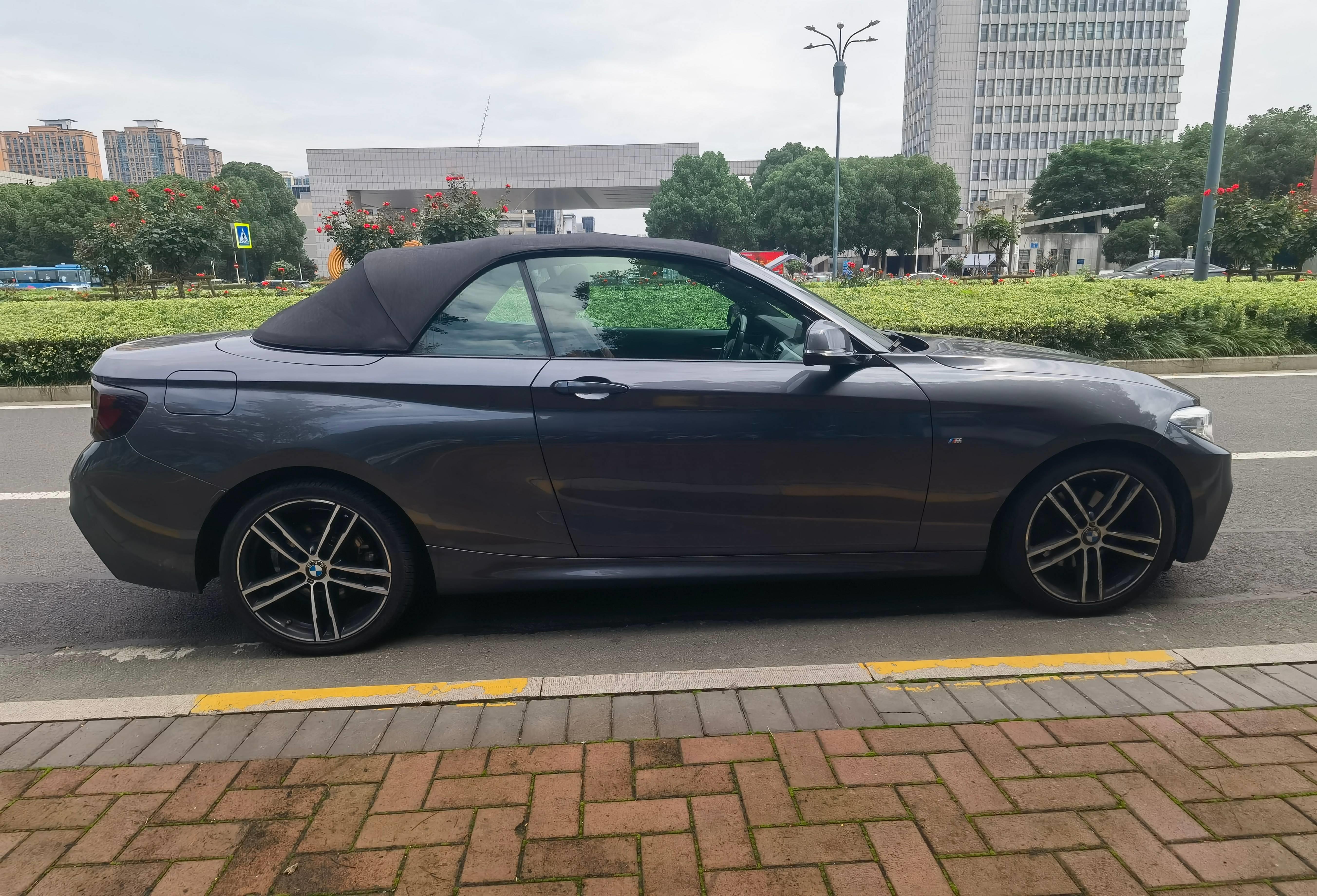 宝马 2系  225i(进口) 2.0t  软顶 敞篷轿跑车  非营运