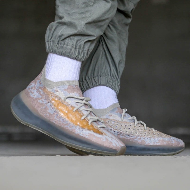 【盛疆】阿迪达斯adidas yeezy boost 380 椰子380满天星跑步鞋老爹鞋
