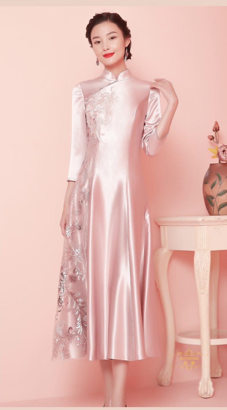 缎面中长款妈妈装改良旗袍新款秋装减龄高贵优雅喜婆婆婚宴礼服粉色