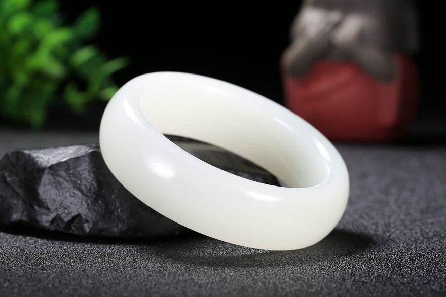 新疆润钰福祥和田玉羊脂白玉手镯子女士生日节日礼物91121克内径5550