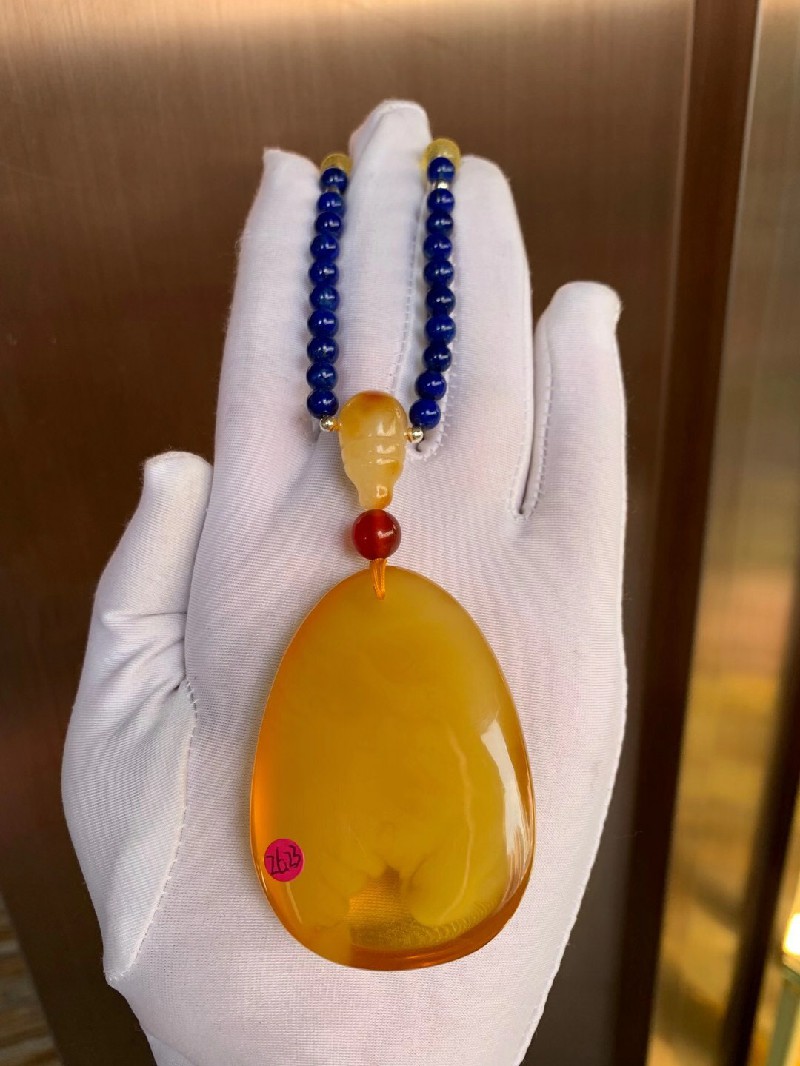 慈心缘 天然蜜蜡俄料蜜糖色水滴吊坠 蜜蜡琥珀挂件男女项链挂件 58*41