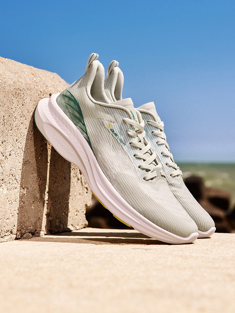 q弹飞鱼20ii361度男鞋运动鞋2022年夏季新款网面透气休闲轻质弹力跑步