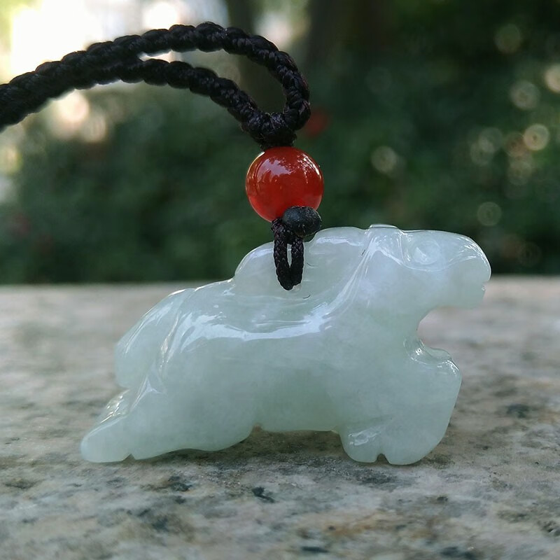 crimson kingdom翡翠马吊坠 小马生肖马 立体玉马挂件玉石生十二生肖