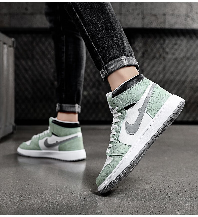 落男鞋aj空军一号2020秋季新款aj莆田篮球运动鞋时尚高帮潮鞋男 银色