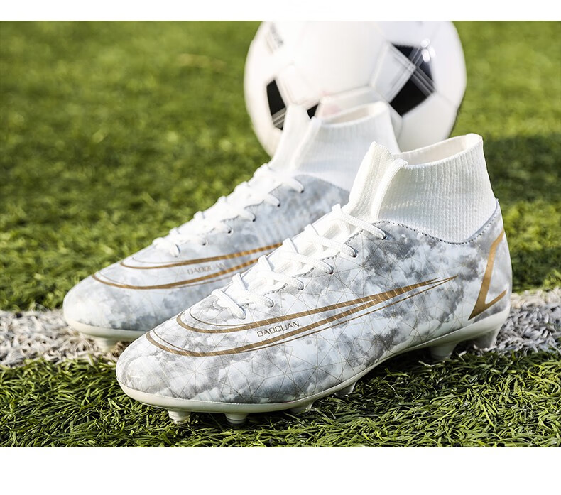 高帮足球鞋碎钉tf短钉男女训练鞋比赛学生中考专用运动鞋皮面胶底碎粒