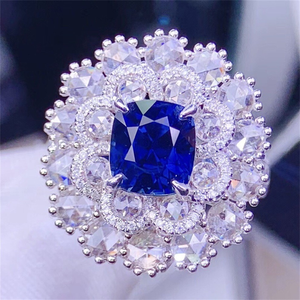 墨辰珠宝皇家蓝蓝宝石戒指吊坠彩色宝石18k金镶嵌裸石重量356ct晶体