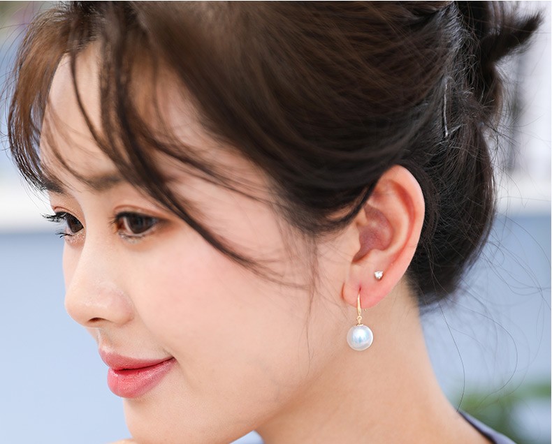 黛米珠宝千忆1112mm正圆形白色淡水珍珠耳钉18k金耳环耳坠女1112mm