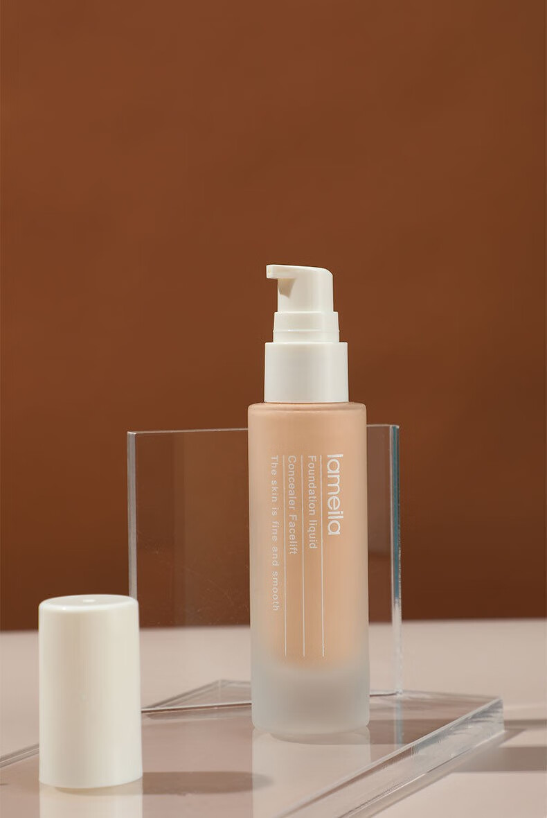 拉美拉粉底液水润清透保湿遮瑕控油提亮肤色隐形毛孔持久不易脱妆自然