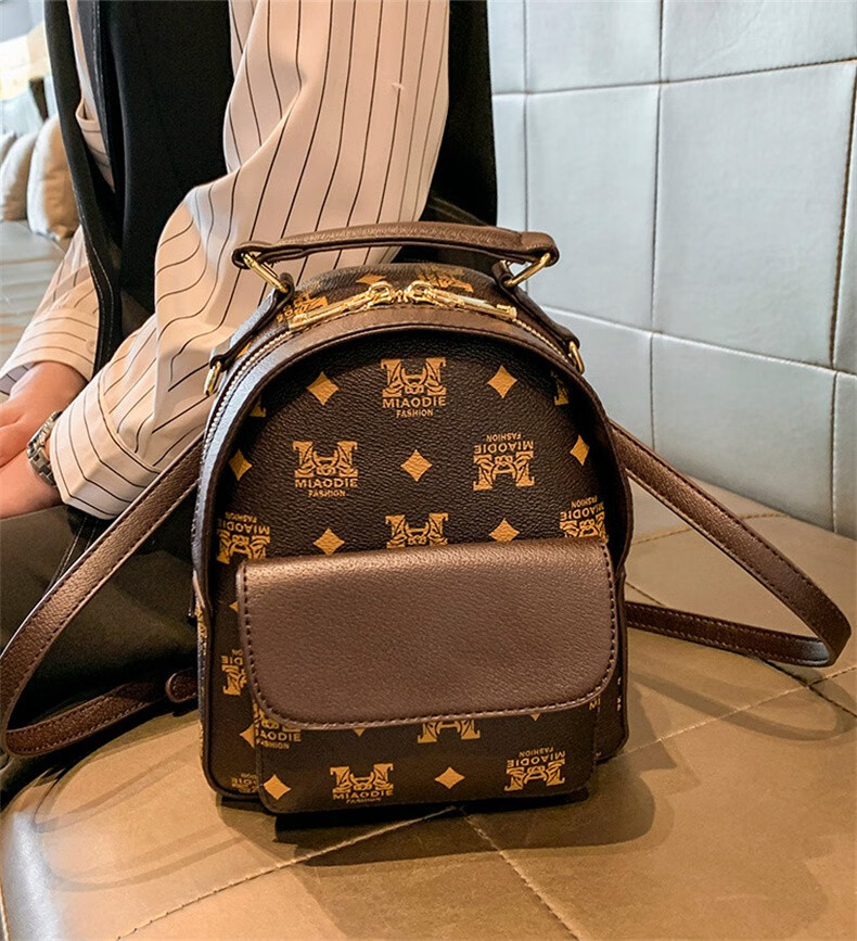 杜莎菲尼dosrfini品牌包包双肩包女新款潮流印花复古包包百搭时尚旅行