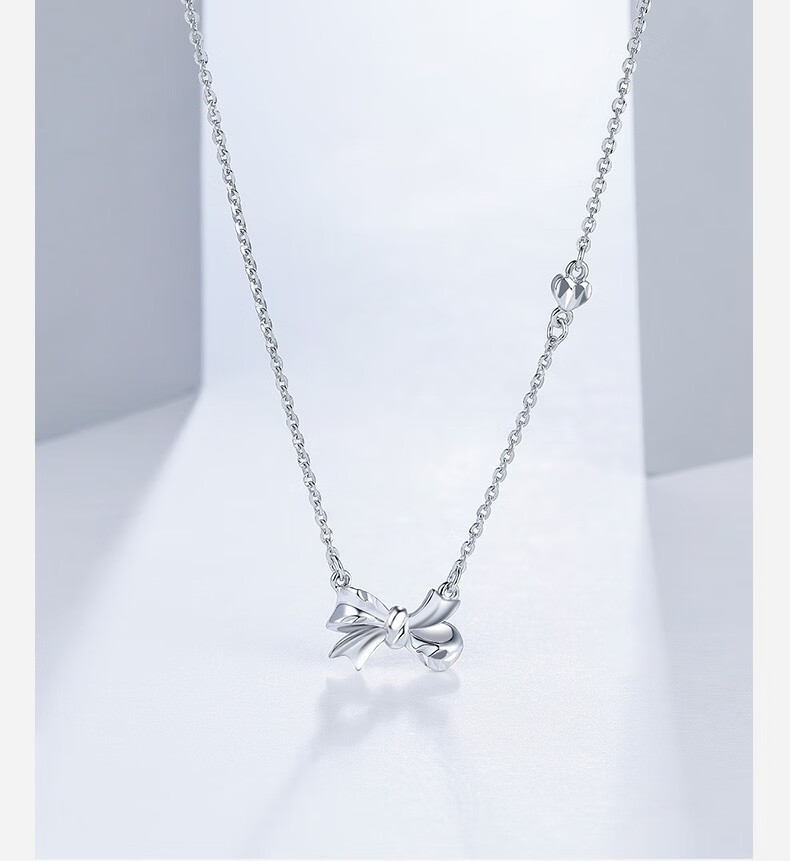 周六福 铂金pt950套链简约蝴蝶结项链 40cm 尾链5cm - 4.