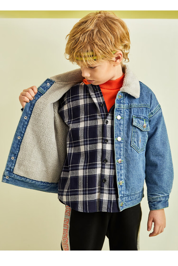 暇步士品牌童装男童外套2020冬装新品牛仔外套中大童连帽保暖上衣儿童